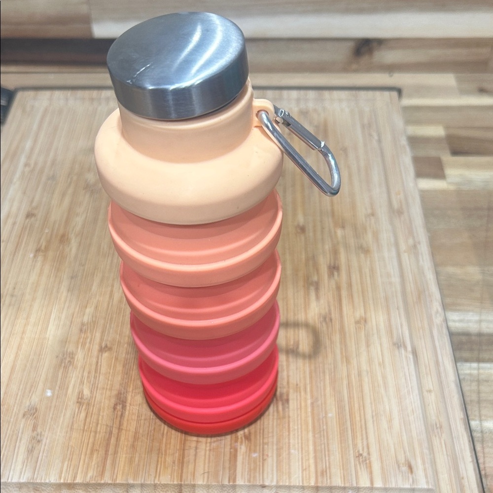 Free People Multicolor Collapsible Water Holder 💦